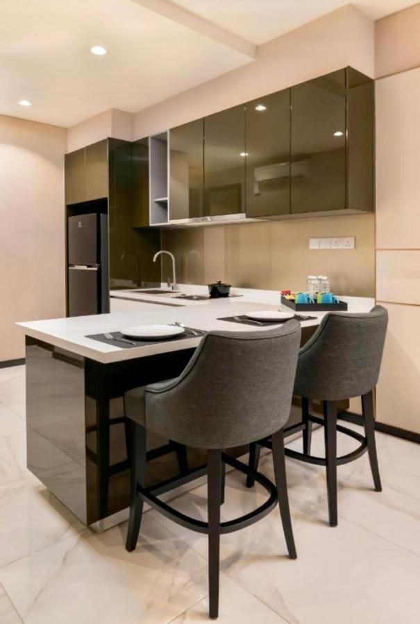 Grand Millennium Suite At Opus Residence Куала Лумпур Екстериор снимка
