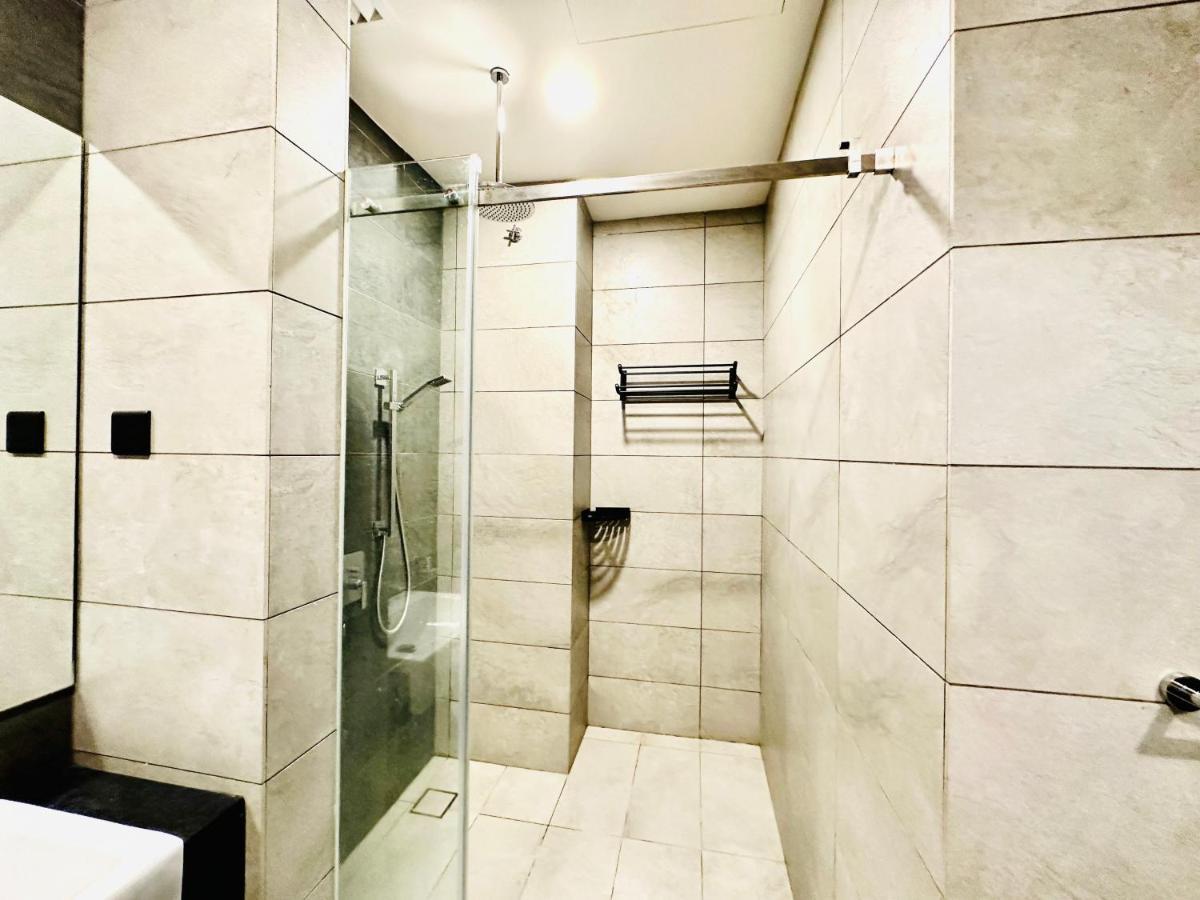 Grand Millennium Suite At Opus Residence Куала Лумпур Екстериор снимка